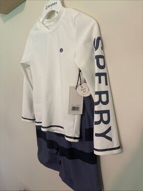 Sperry Boys size 4 Long-Sleeve Navy & White Striped Swim suit set